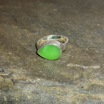 Offset Teardrop Chrysoprase Ring- Size 8