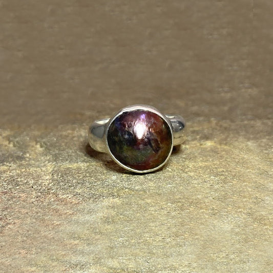 Iridescent Round Keshi Pearl Ring- Size 8.5