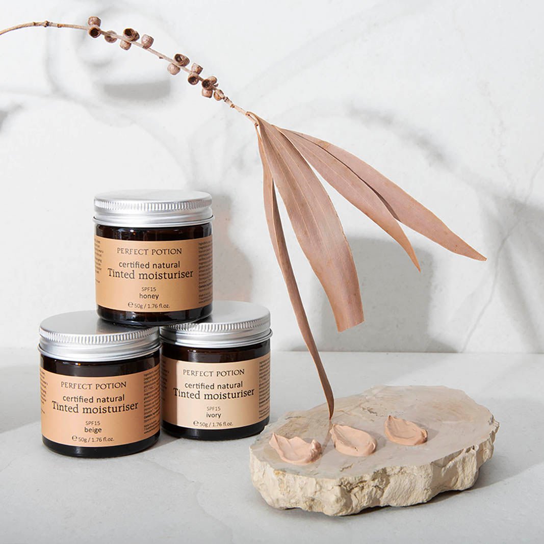 Tinted Moisturiser - Beige
